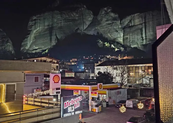 The Balcony Of Meteora 2 The Center Of